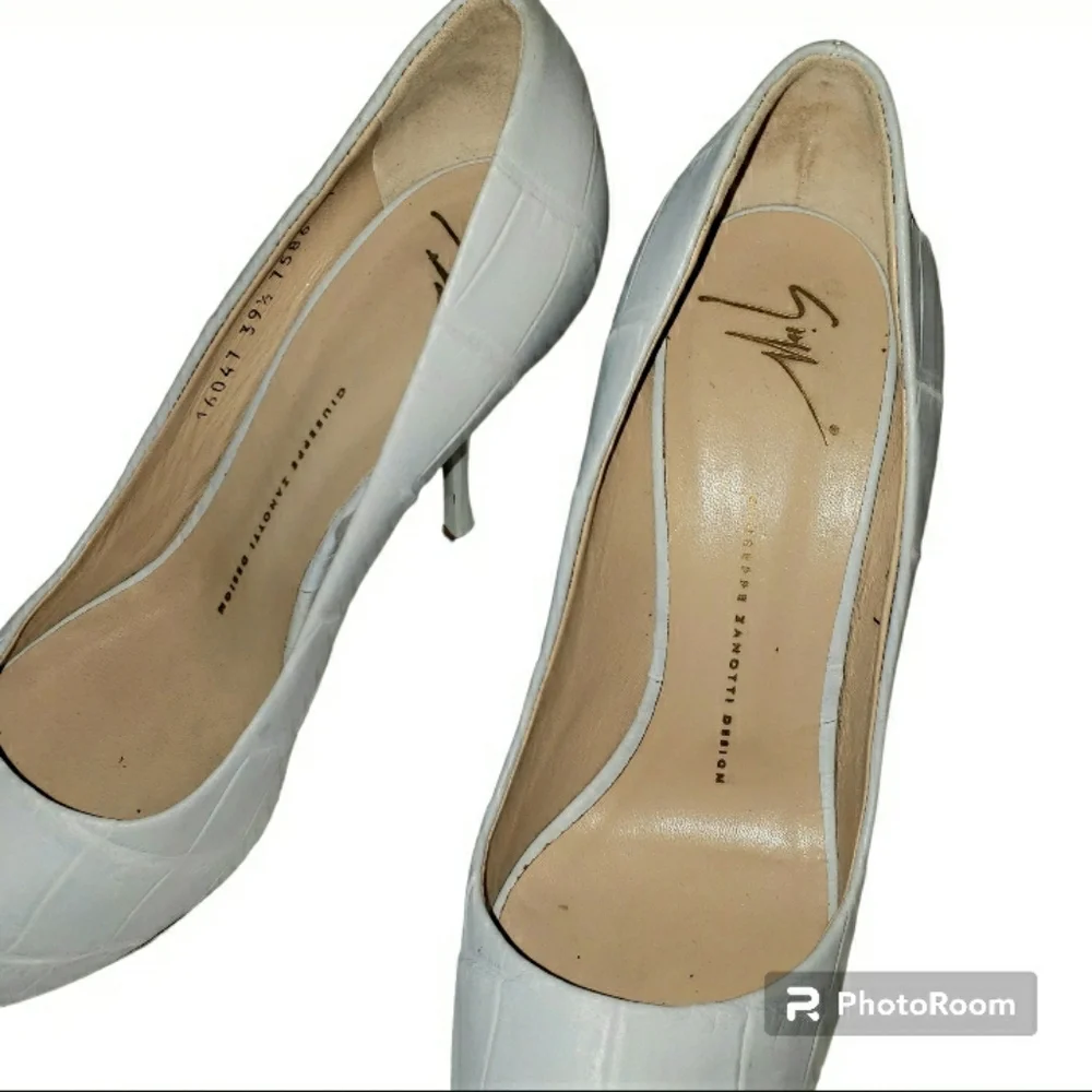 Guiseppe Zanotti Crocodile Platforms RETAIL $975- - Picture 1 of 8